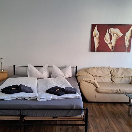 Apartment-Hotel Schillerplatz Wittenberge Ngoại thất bức ảnh