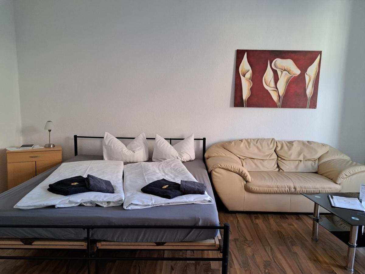 Apartment-Hotel Schillerplatz Wittenberge Ngoại thất bức ảnh