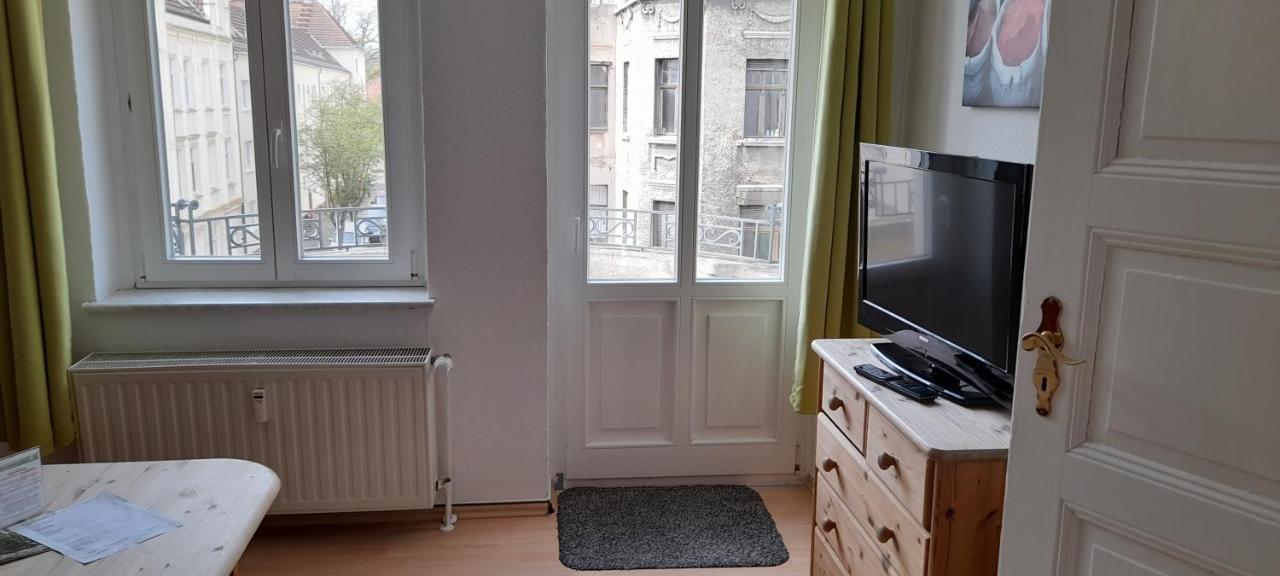 Apartment-Hotel Schillerplatz Wittenberge Ngoại thất bức ảnh